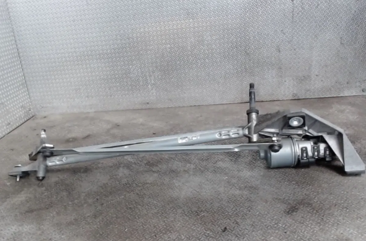 Moteur essuie-glace avant FORD KUGA 1 0 occasion