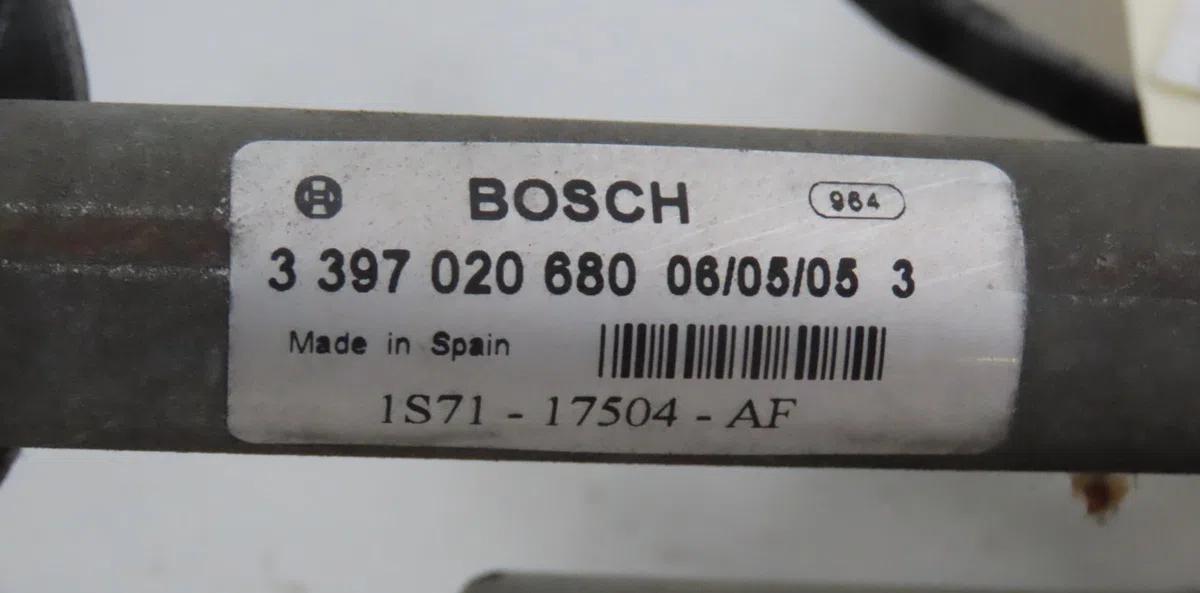 Moteur essuie-glace avant Ford MONDEO III (B5Y) 2.0 tdci (2001-2007) 5 portes occasion