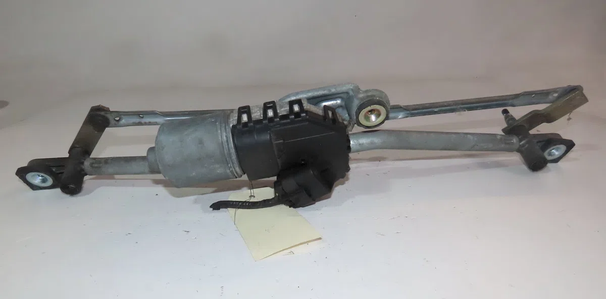 Moteur essuie-glace avant Ford MONDEO III (B5Y) 2.0 tdci (2001-2007) 5 portes occasion