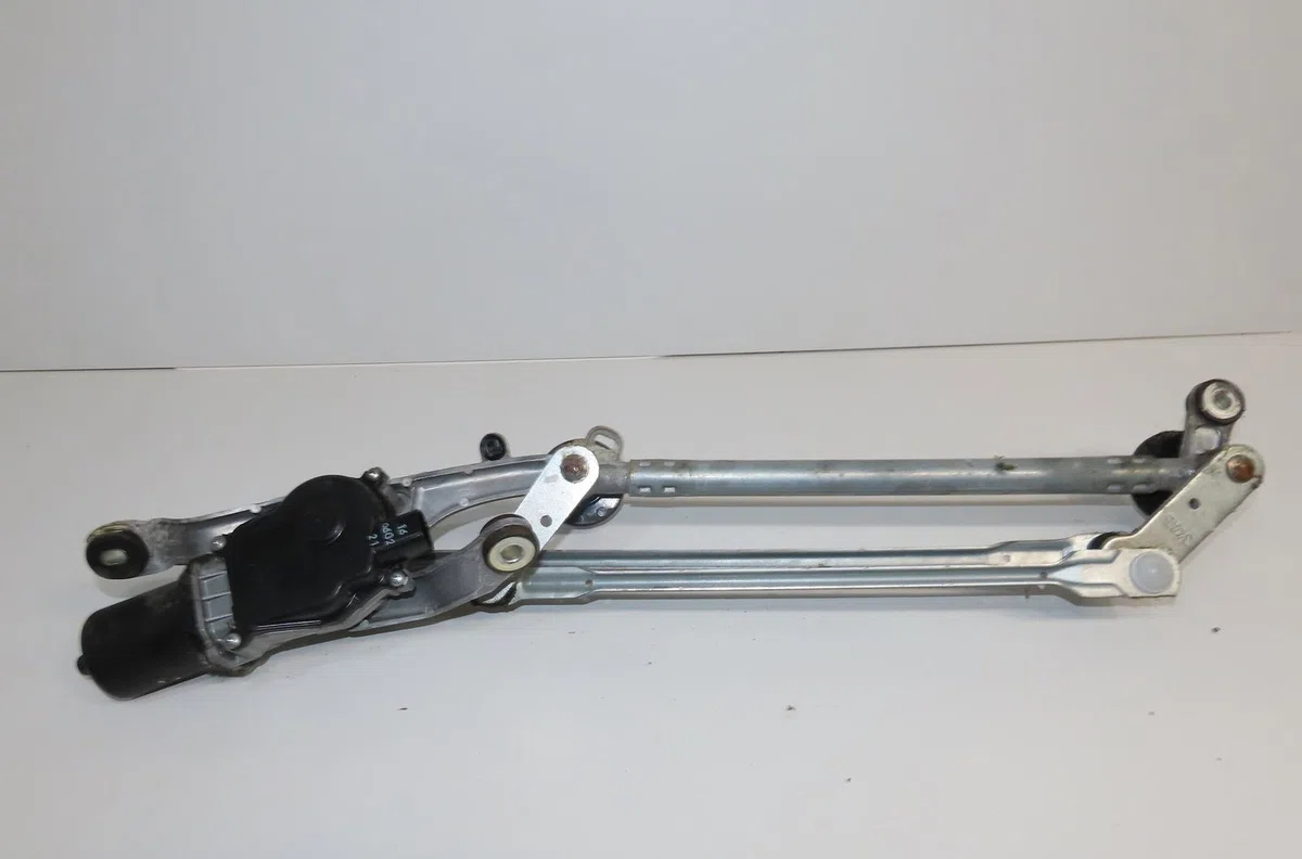 Moteur essuie-glace avant Honda CIVIC IX (FK) 1.6 i-dtec (fk3) (2013) occasion
