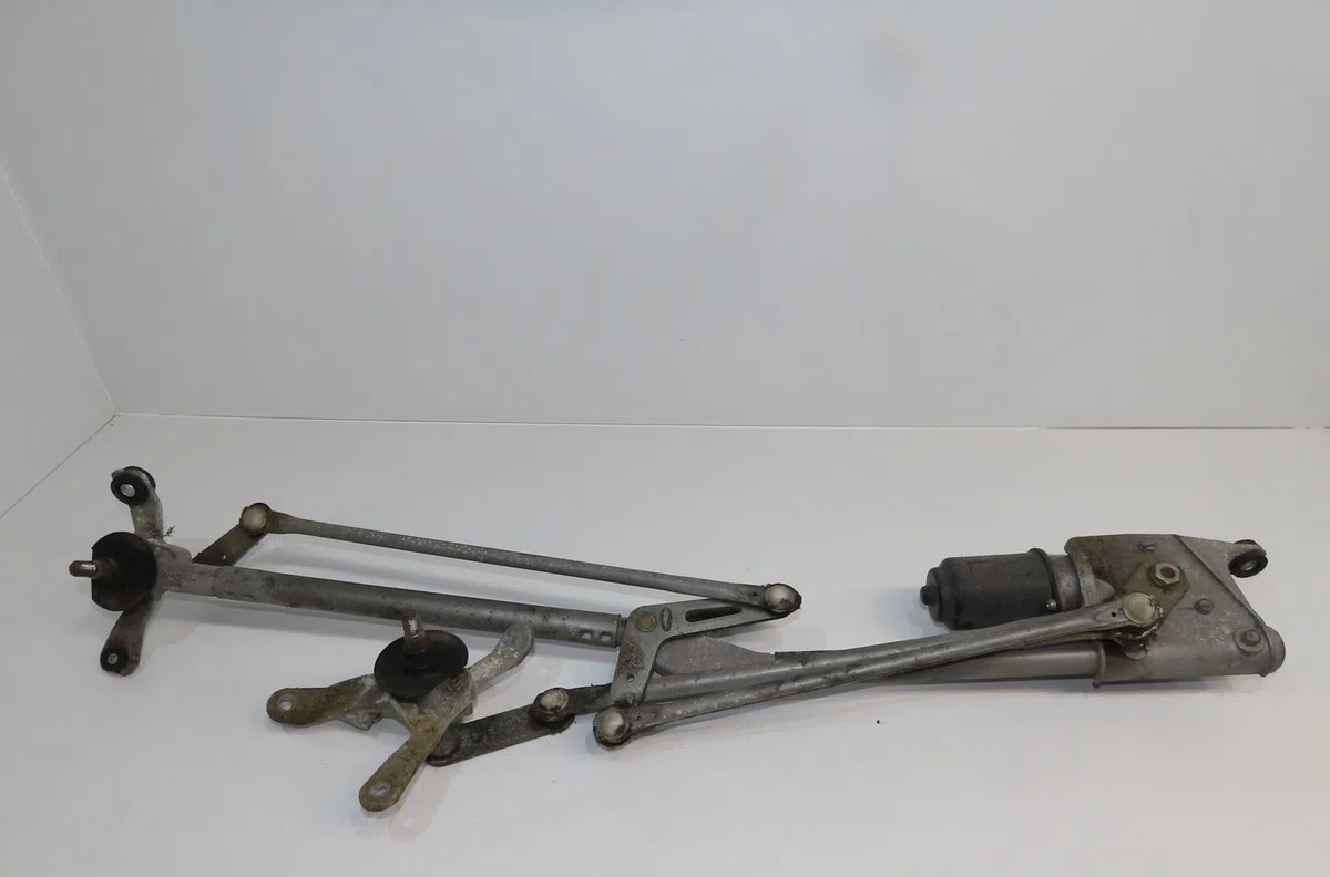 Moteur essuie-glace avant Honda CIVIC VIII Hatchback (FN, FK) 1.4 (fk1, fn4) (2008) occasion