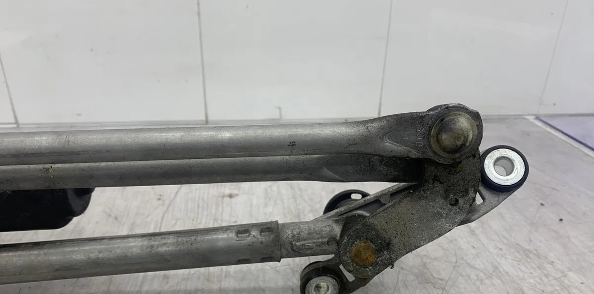 Moteur essuie-glace avant HONDA FR-V occasion