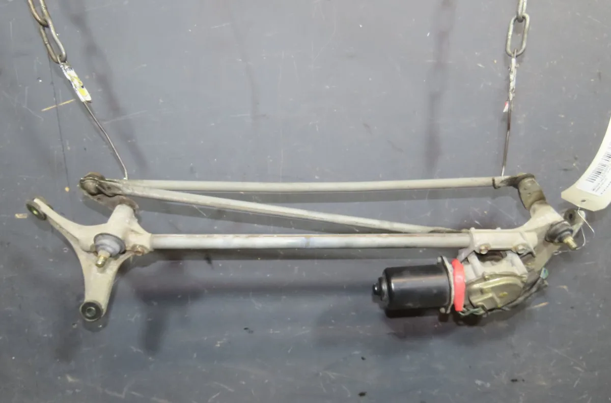Moteur essuie-glace avant Honda PRELUDE IV (BB_) 2.0 i 16v (bb3) (1992-1996) occasion