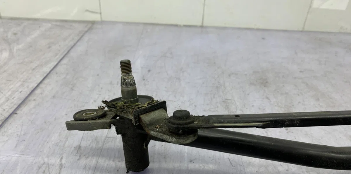 Moteur essuie-glace avant HYUNDAI I 30 1 PHASE 1 occasion