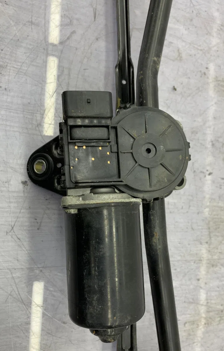 Moteur essuie-glace avant HYUNDAI I 30 1 PHASE 1 occasion