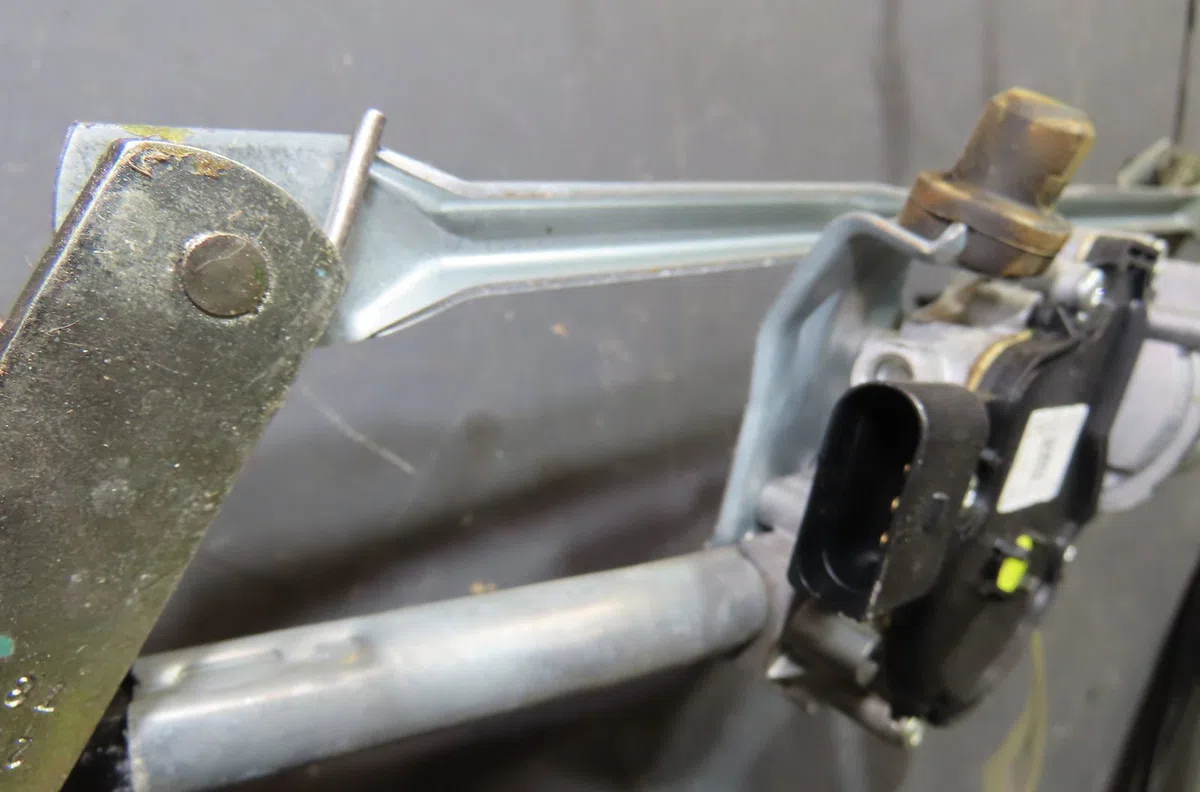 Moteur essuie-glace avant Hyundai I20 II (GB, IB) 1.0 t-gdi (2016) occasion