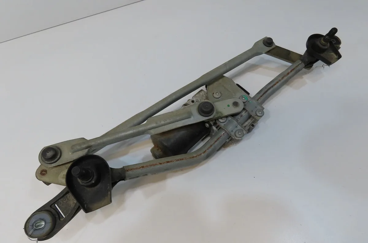 Moteur essuie-glace avant Hyundai I20 II (GB, IB) 1.1 crdi (2014) occasion