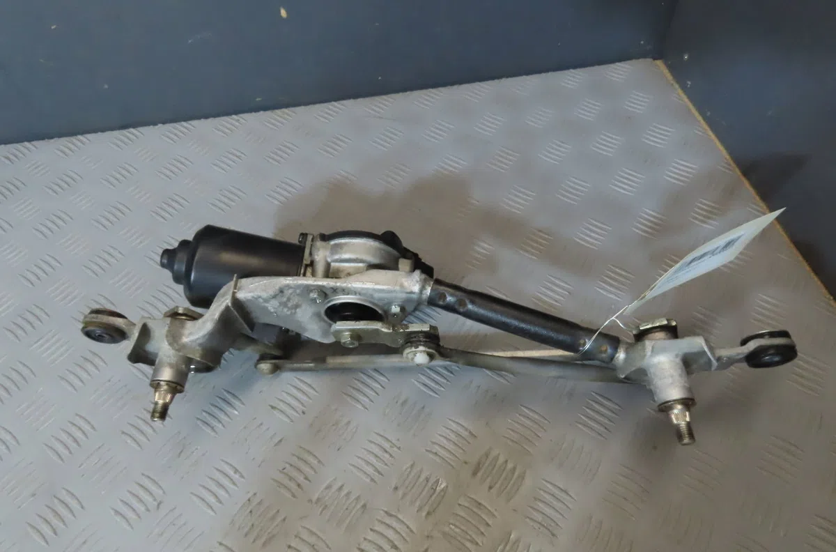 Moteur essuie-glace avant HYUNDAI I30 2013 occasion