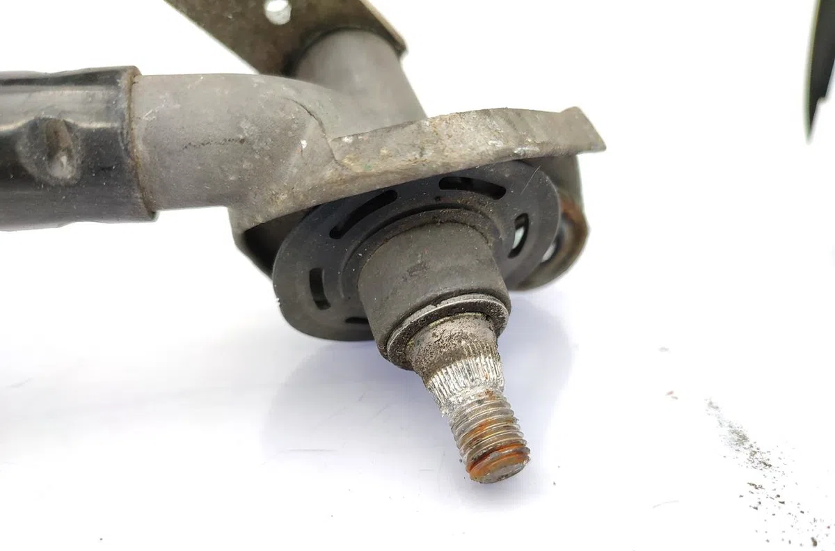 Moteur essuie-glace avant HYUNDAI SANTA FE 2 PHASE 1 occasion