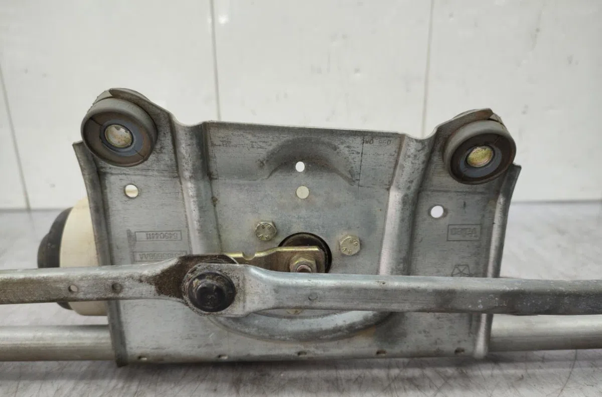 Moteur essuie-glace avant JEEP GRAND CHEROKEE 1 PHASE 2 occasion