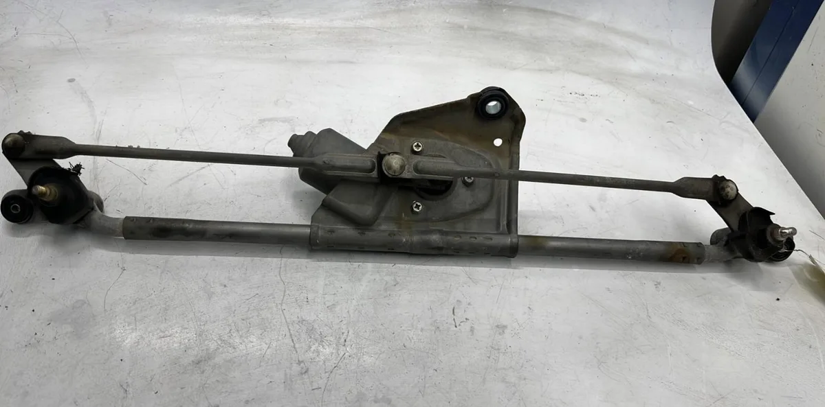 Moteur essuie-glace avant Jeep GRAND CHEROKEE III (WH, WK) 3.0 crd 4x4 (2005-2010) occasion