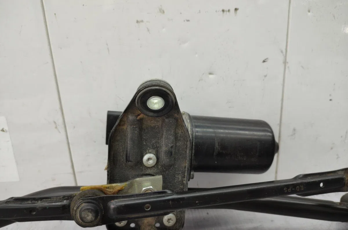 Moteur essuie-glace avant KIA CEE-D 1 SPORT WAGON PHASE 1 BREAK occasion
