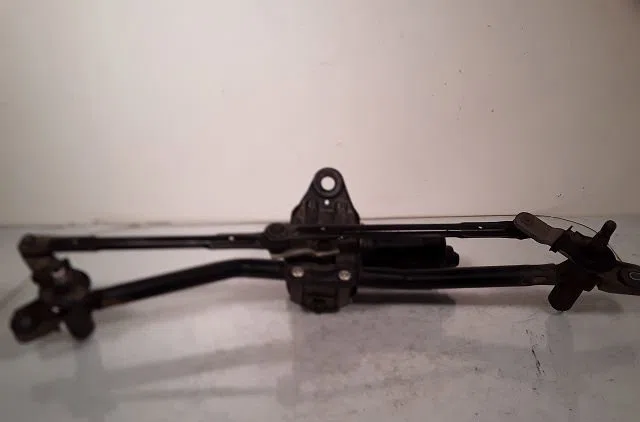 Moteur essuie-glace avant Kia CEE'D SW (ED) 1.6 crdi 90 (2007-2012) occasion