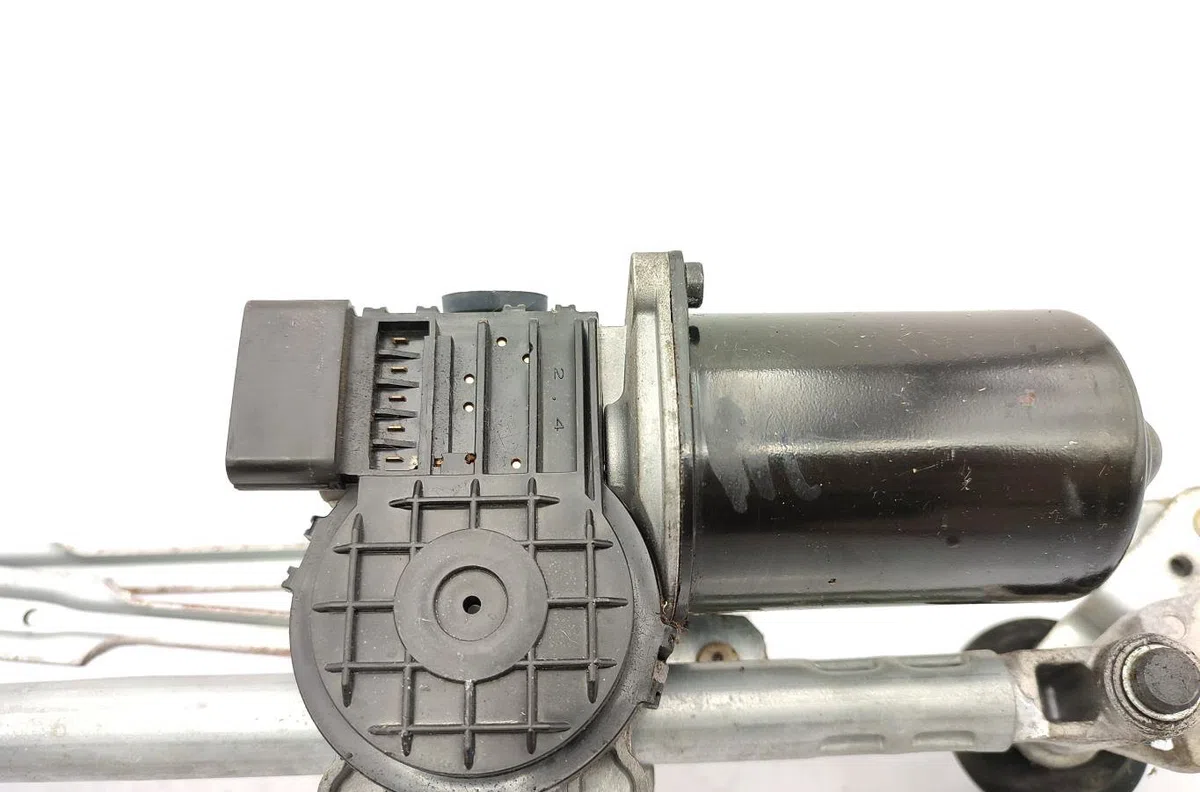 Moteur essuie-glace avant KIA PICANTO 2 PHASE 1 occasion