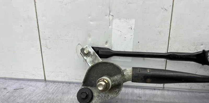 Moteur essuie-glace avant KIA RIO 2 PHASE 1 occasion