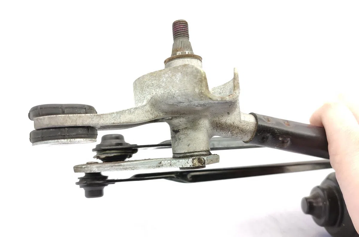 Moteur essuie-glace avant KIA RIO 3 PHASE 2 occasion