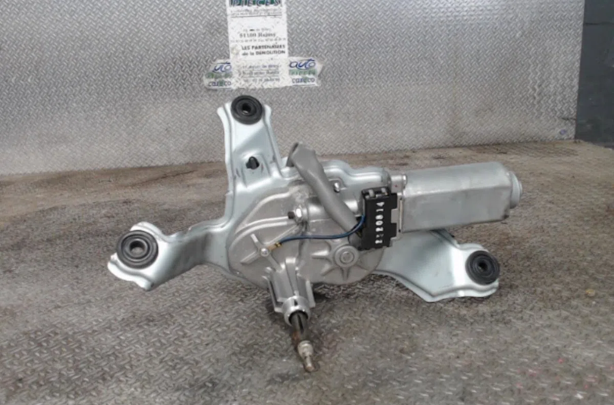 Moteur essuie-glace avant Kia RIO III (UB) 1.25 cvvt (2011-2017) occasion