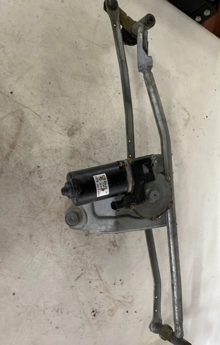Moteur essuie-glace avant Land rover RANGE ROVER III (L322) 3.0 d 4x4 (2002-2012) occasion