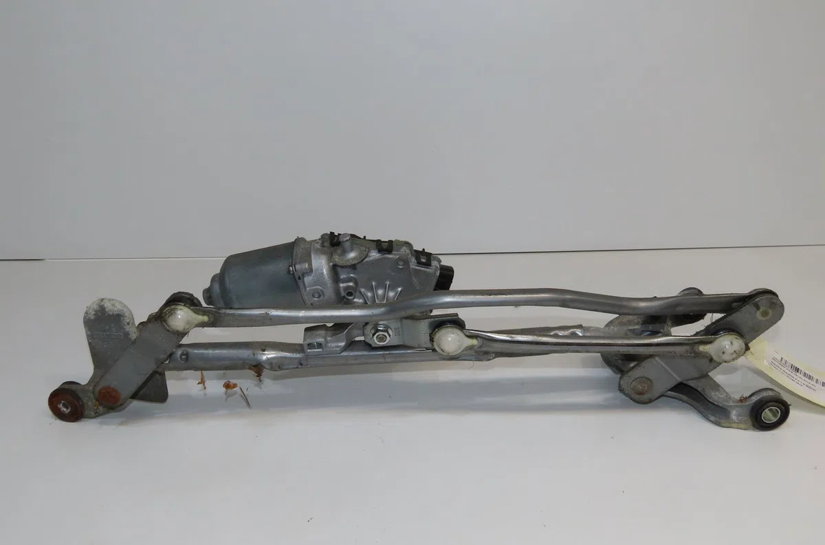 Moteur essuie-glace avant Mazda 5 (CW) 1.6 cd (2010) 5 portes occasion