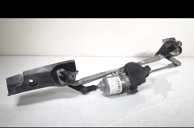 Moteur essuie-glace avant Mazda 6 Break (GH) 2.2 d (gh10) (2010-2013) occasion