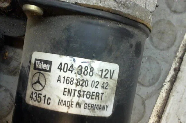 Moteur essuie-glace avant Mercedes-benz CLASSE A (W168) A 170 cdi (168.009, 168.109) (2001-2004) occasion