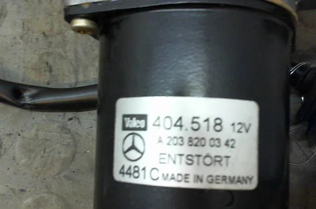 Moteur essuie-glace avant Mercedes-benz CLASSE C Coupe Sport (CL203) C 220 cdi (203.706) (2001-2004) 3 portes occasion