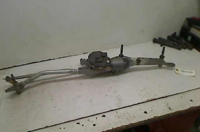 Moteur essuie-glace avant Mercedes-benz CLASSE C (W204) C 180 cdi (204.000) (2010-2014) occasion