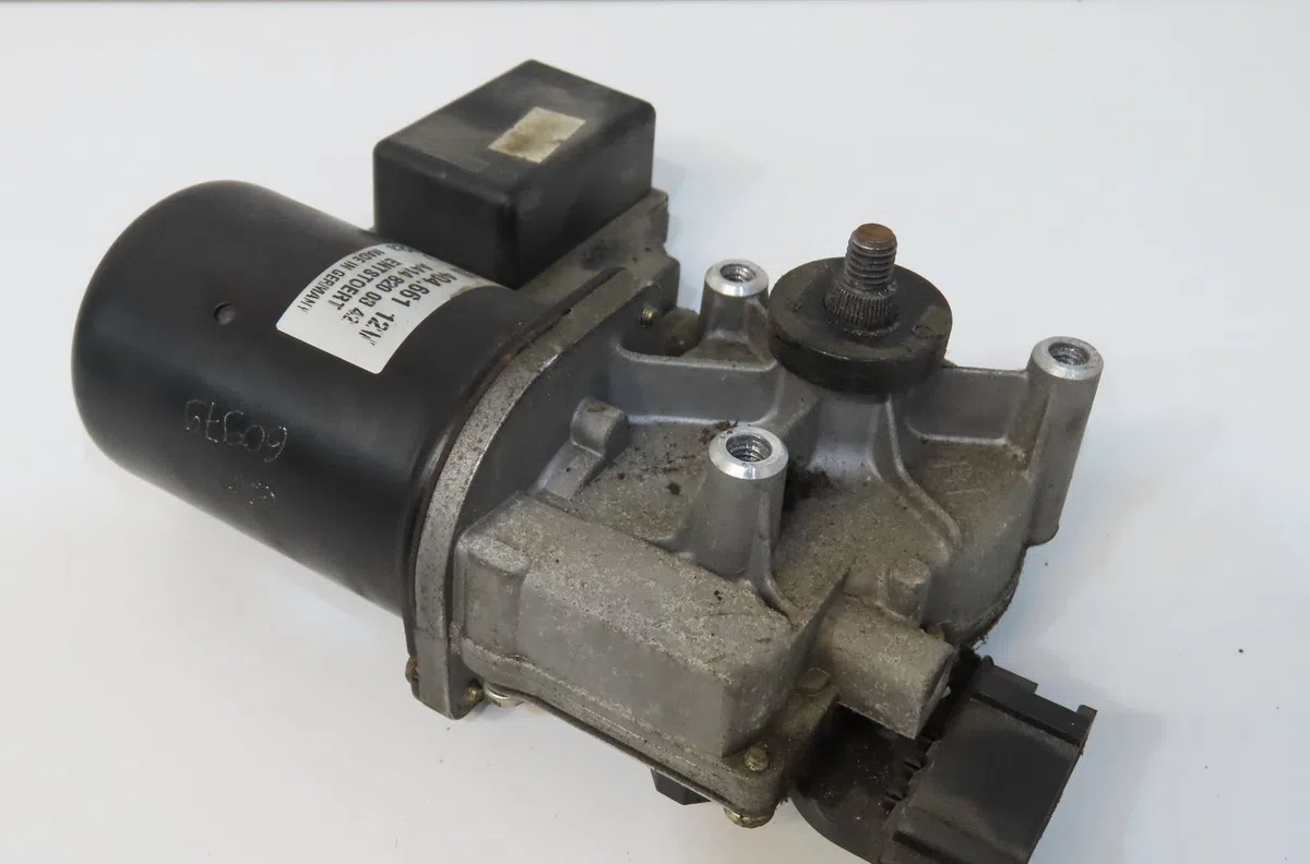 Moteur essuie-glace avant Mercedes-benz VANEO (414) 1.7 cdi (414.700) (2002-2005) occasion