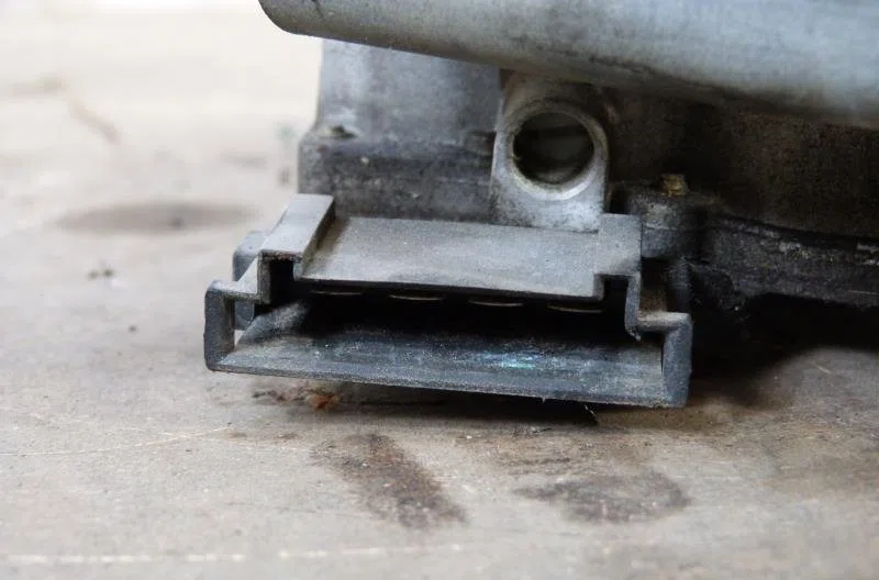 Moteur essuie-glace avant MERCEDES CLASSE A 168 PHASE 1 occasion