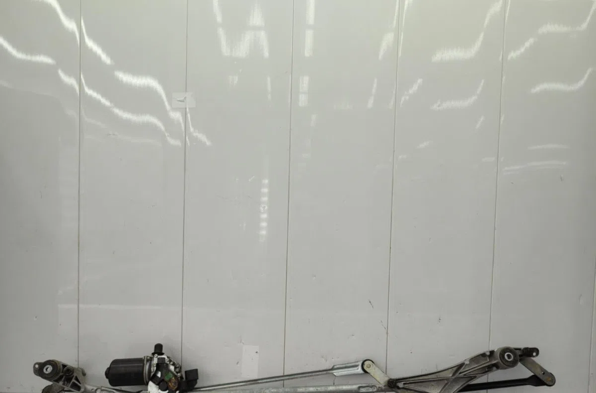 Moteur essuie-glace avant MERCEDES CLASSE A 169 PHASE 1 occasion