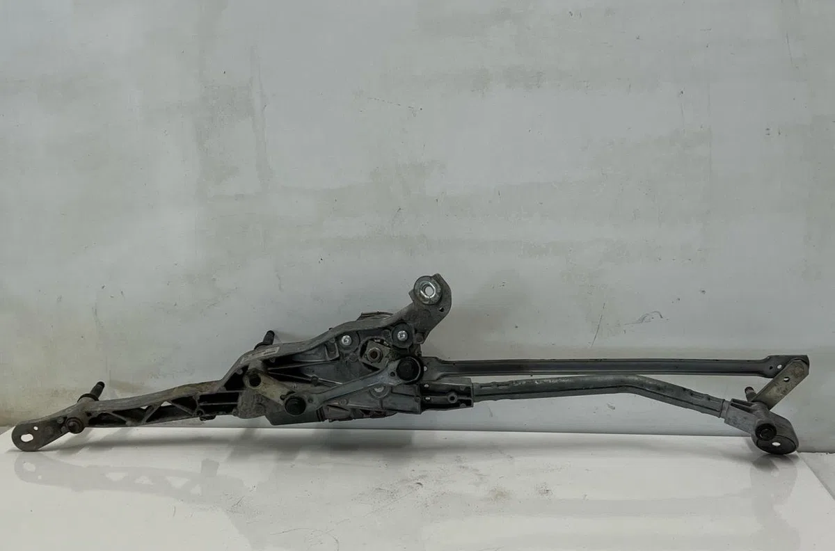 Moteur essuie-glace avant MERCEDES CLASSE C 204 PHASE 1 occasion