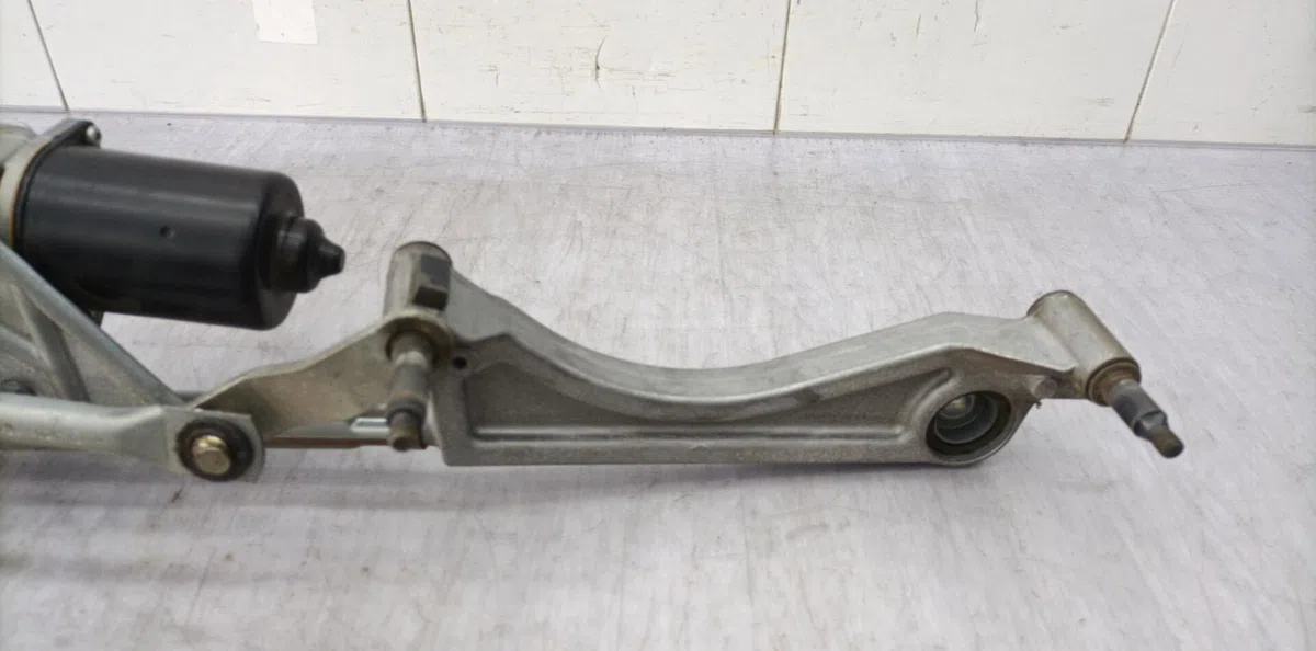 Moteur essuie-glace avant MERCEDES CLASSE CLK 209 COUPE occasion
