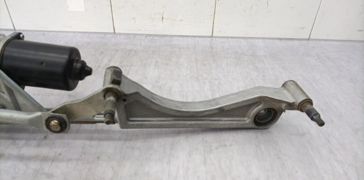Moteur essuie-glace avant MERCEDES CLASSE CLK 209 COUPE occasion