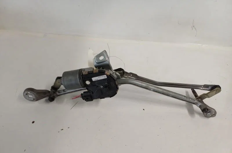 Moteur essuie-glace avant MERCEDES CLASSE GLK 204 PHASE 1 occasion