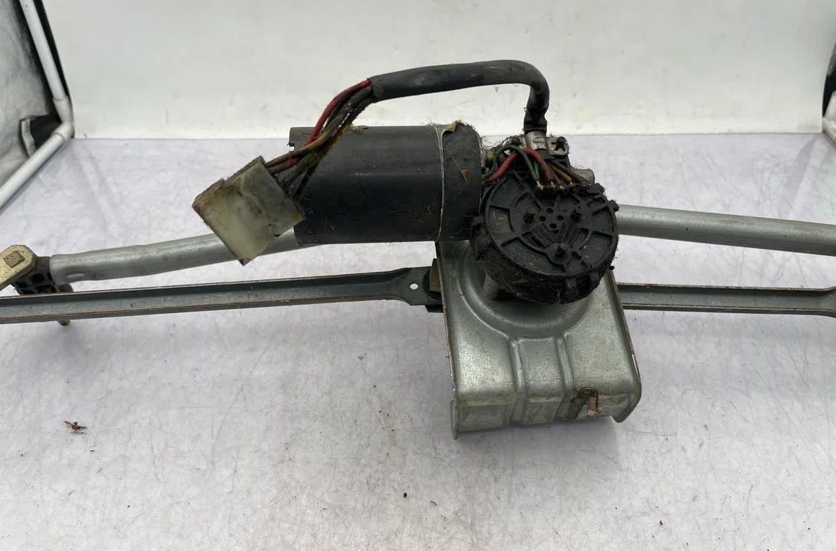 Moteur essuie-glace avant MERCEDES SPRINTER 1 PHASE 2 occasion
