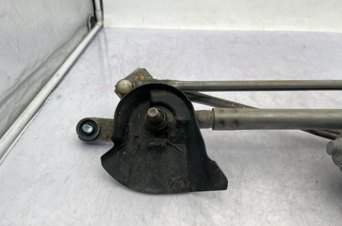 Moteur essuie-glace avant MITSUBISHI OUTLANDER 3 PHASE 2 occasion