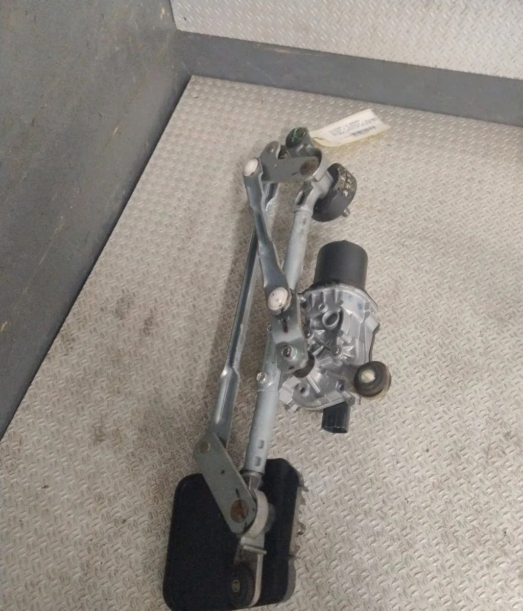 Moteur essuie-glace avant NISSAN MICRA 5  MICRA 5 occasion