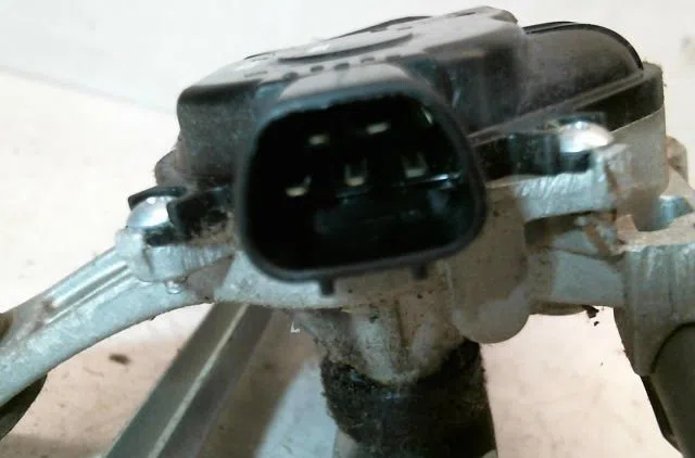 Moteur essuie-glace avant Nissan MICRA IV (K13K) 1.2 (2010-2015) occasion