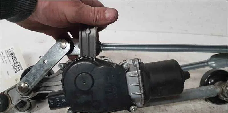 Moteur essuie-glace avant NISSAN NOTE II occasion