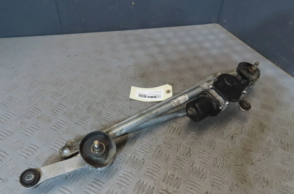 Moteur essuie-glace avant NISSAN NP300 occasion