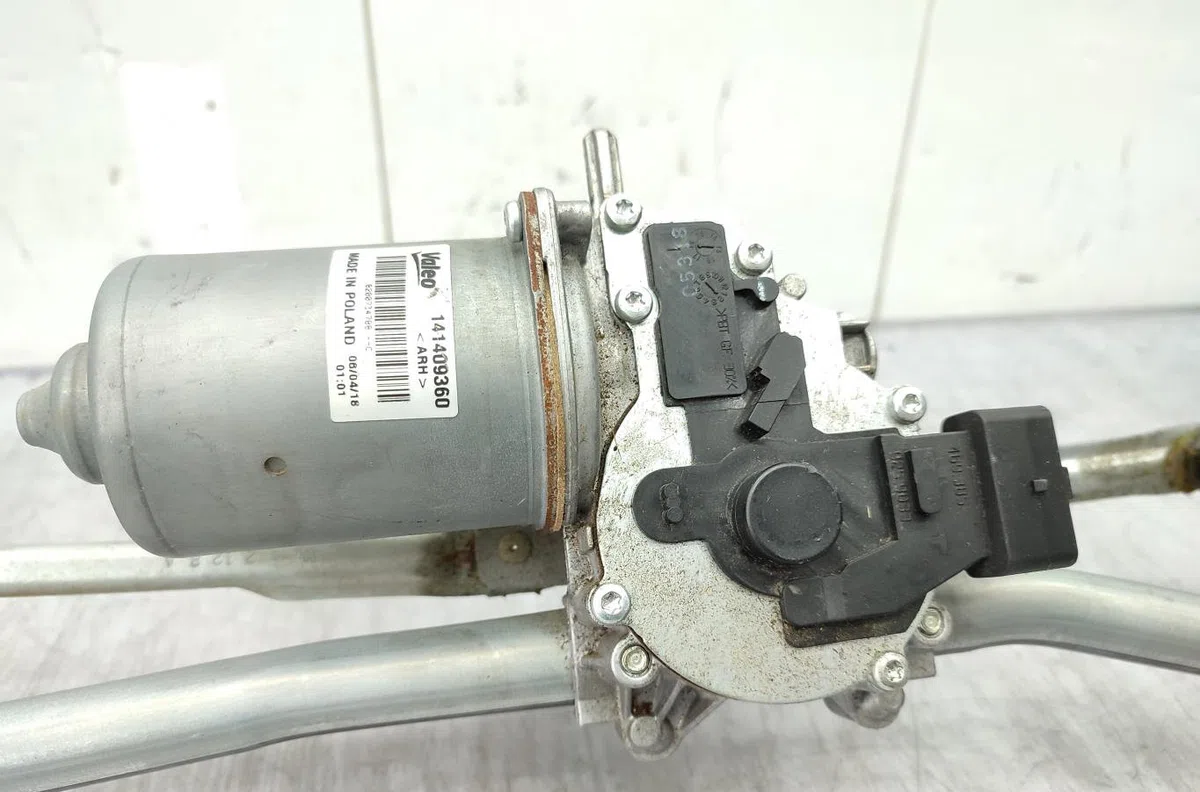 Moteur essuie-glace avant NISSAN NV400 occasion