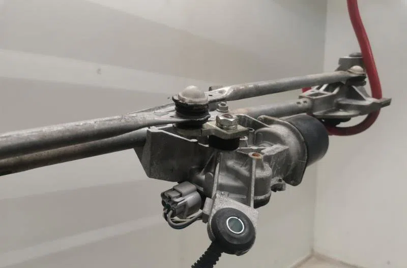Moteur essuie-glace avant NISSAN PATHFINDER 2 PHASE 2 occasion