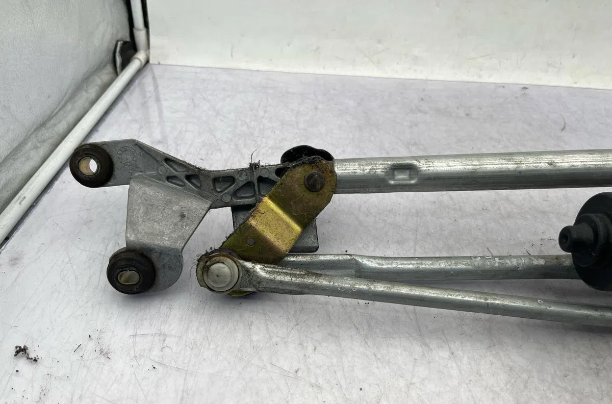 Moteur essuie-glace avant NISSAN PRIMERA 4 occasion