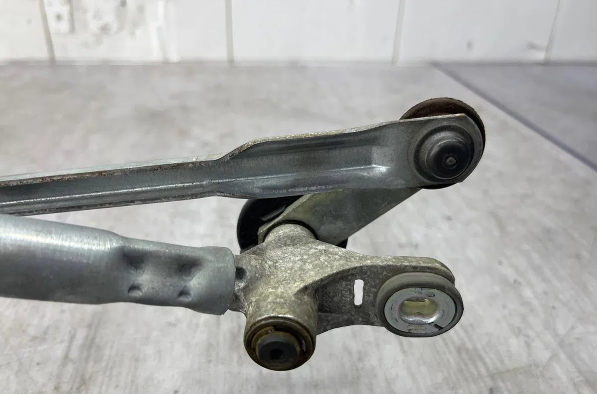 Moteur essuie-glace avant NISSAN QASHQAI 1 PHASE 2 occasion