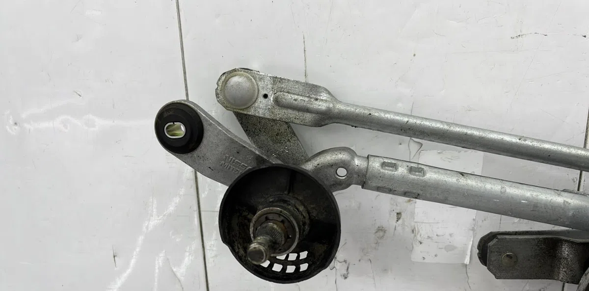 Moteur essuie-glace avant NISSAN QASHQAI 2 PHASE 2 occasion