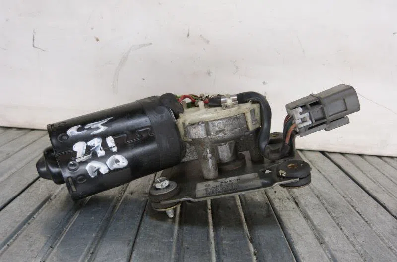 Moteur essuie-glace avant NISSAN TERRANO 2 PHASE 2 occasion