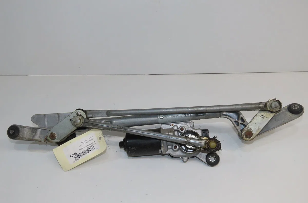 Moteur essuie-glace avant Nissan X-TRAIL II (T31) 2.0 dci 4x4 (2007-2013) occasion