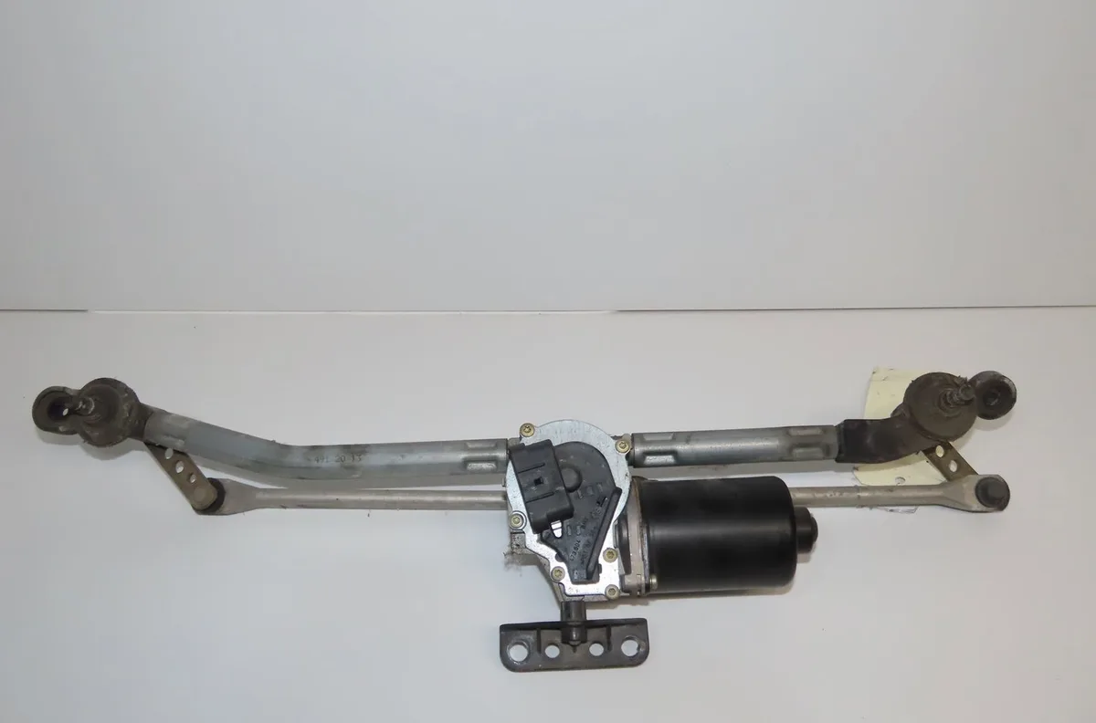 Moteur essuie-glace avant Opel ASTRA G 3-5 portes (T98) 2.0 dti 16v (f08, f48) (1999-2005) occasion