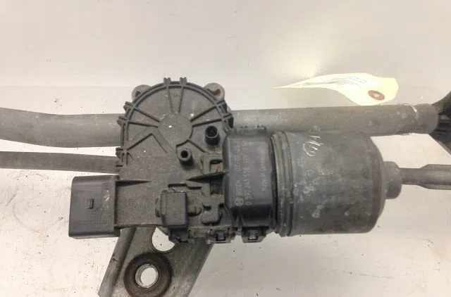 Moteur essuie-glace avant Opel ASTRA H GTC (A04) 1.7 cdti (l08) (2005-2010) 3 portes occasion