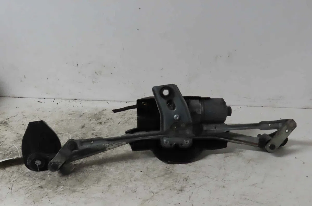 Moteur essuie-glace avant OPEL ASTRA III occasion
